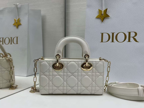 CD SMALL LADY D-JOY 19 IVORY WHITE LAMBSKIN