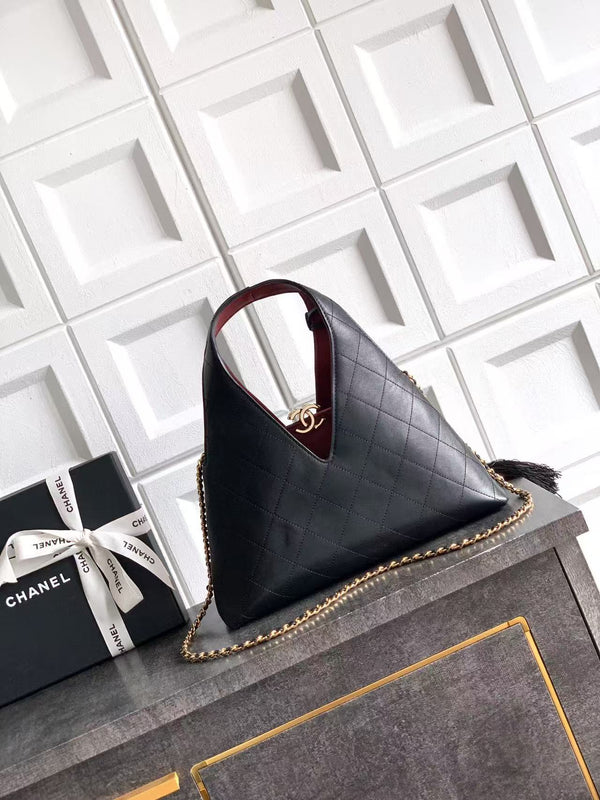 CC 2026 Shopping Bag Black Calfskin