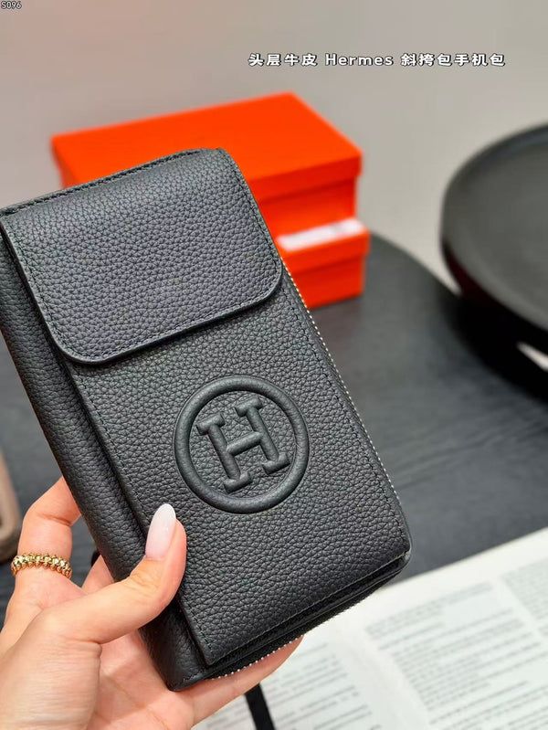 HM H-Logo Phone Wallet Bag 19cm In Black Togo Leather