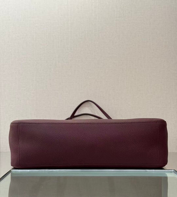 Chanel 2026 Maxi Flap Bag 38.5cm Dark Burgundy Calfskin Gold Hardware