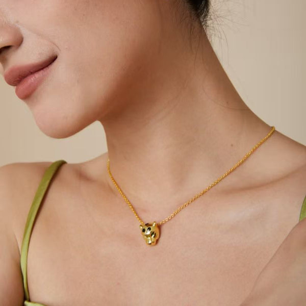 Panthère de Cartier Head Pendant Necklace