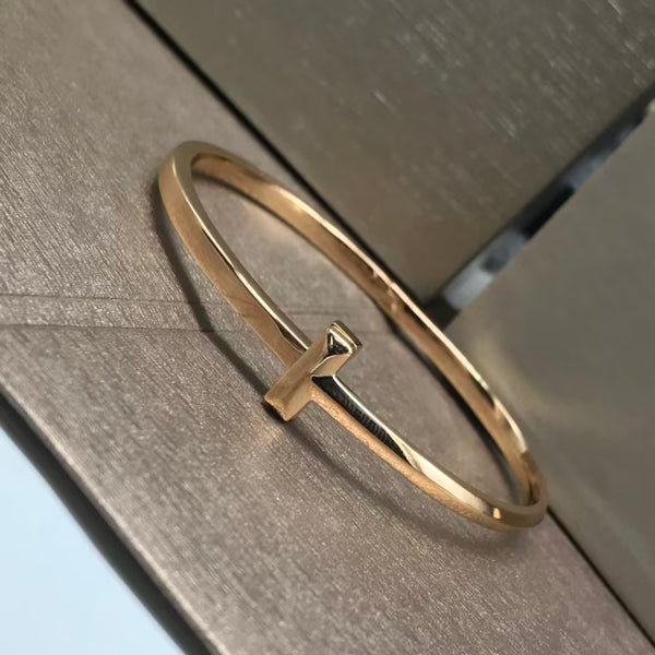 BRACCIALE T1 CON CERNIERA LARGA E PAVE' DI DIAMANTI