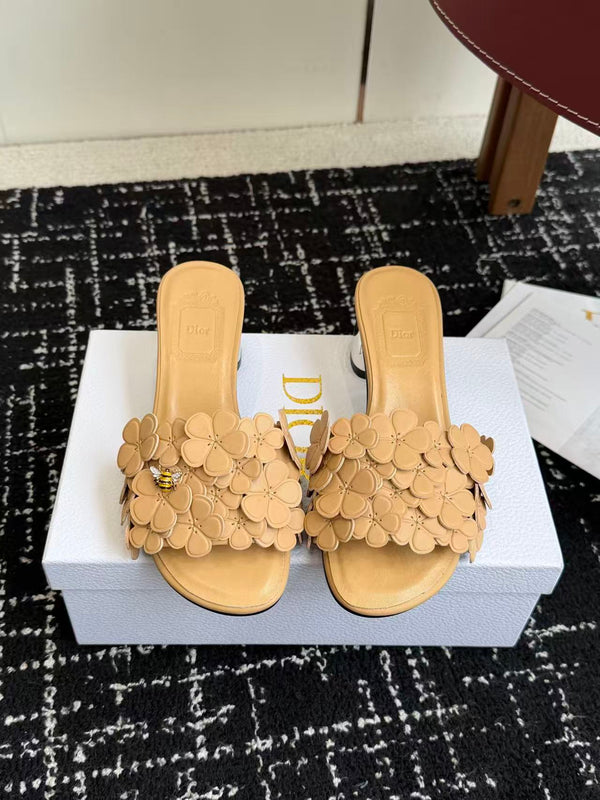 CD Bloom Mules 4.5CM Beige Leather Flowers Bee Accent 966853