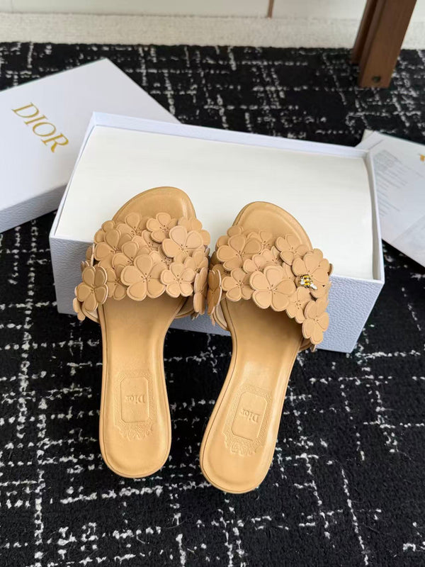 CD Bloom Mules 4.5CM Beige Leather Flowers Bee Accent 966853
