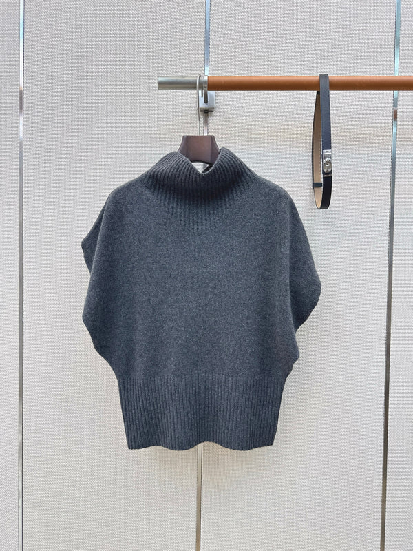 HM 26 Mock Neck Short Sleeve Sweater in Wool
