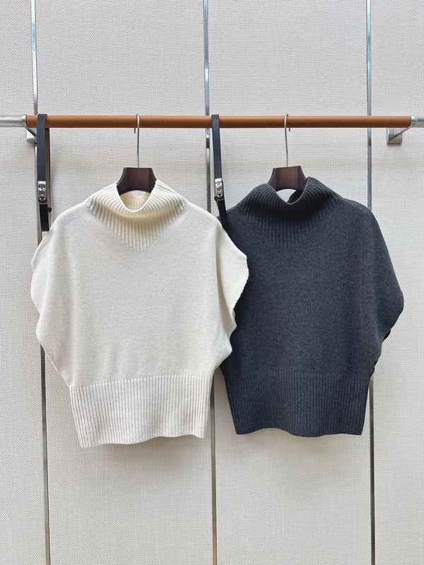 HM 26 Mock Neck Short Sleeve Sweater in Wool