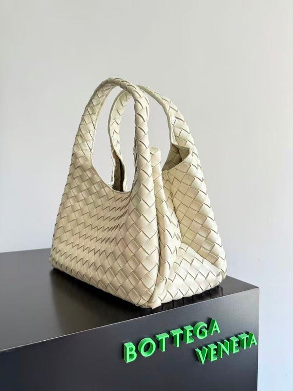 BV Campana Bag Intrecciato 33cm Cream Lambskin
