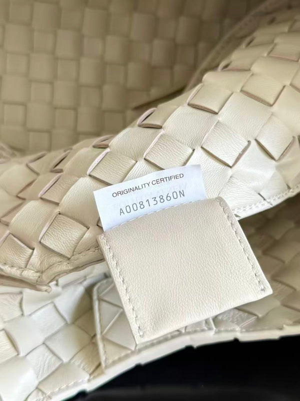 BV Campana Bag Intrecciato 33cm Cream Lambskin