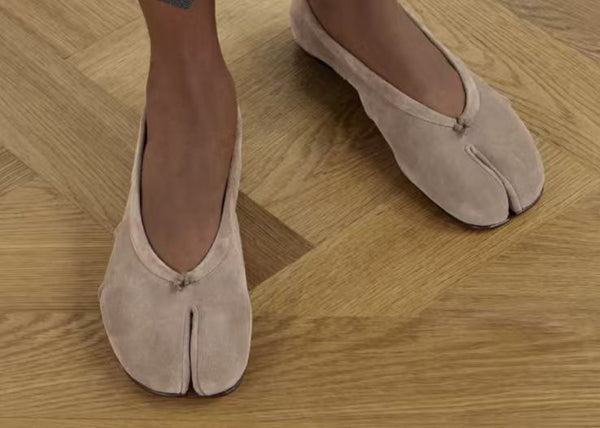 MM Split Toe Ballet Flat Heel Taupe Deerskin