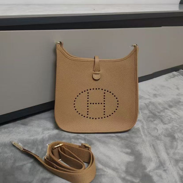 HM Evelyne III 23cm Brown Togo Gold Hardware