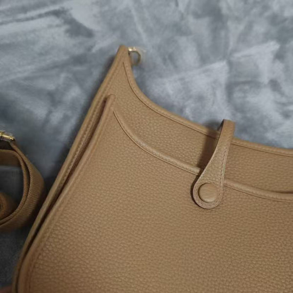 HM Evelyne III 23cm Brown Togo Gold Hardware