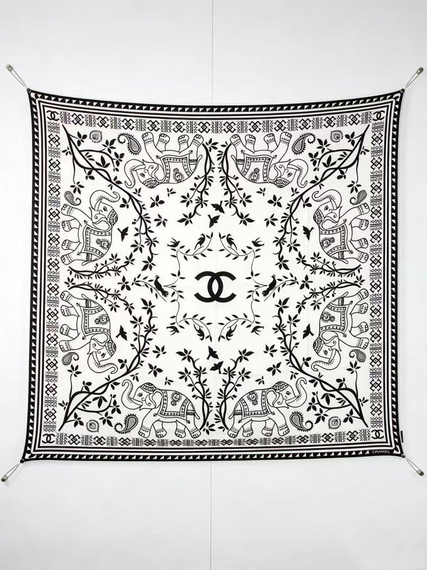 CC 2026 Square Scarf 140cm Cashmere Silk 550804
