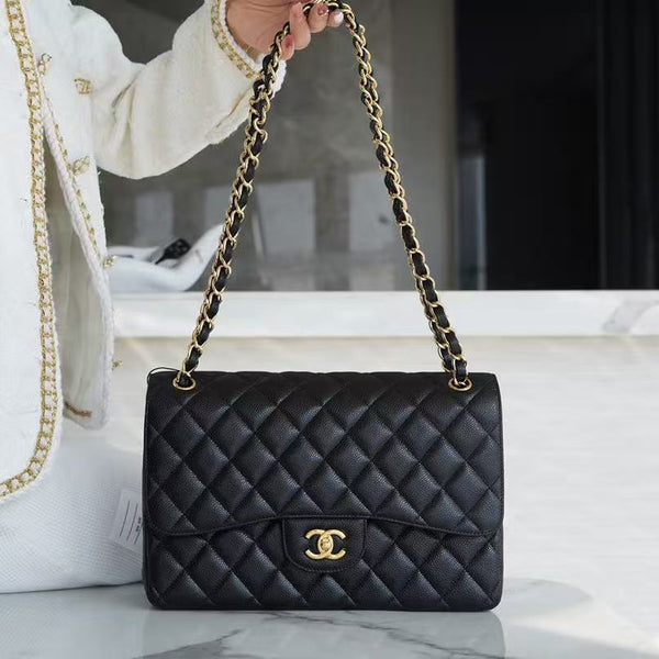 CC Maxi Flap Bag 30cm Black Caviar Leather Gold-Tone Hardware