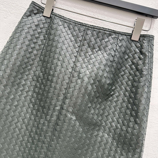 BV 26ss Skirt in Dark Green Lambskin