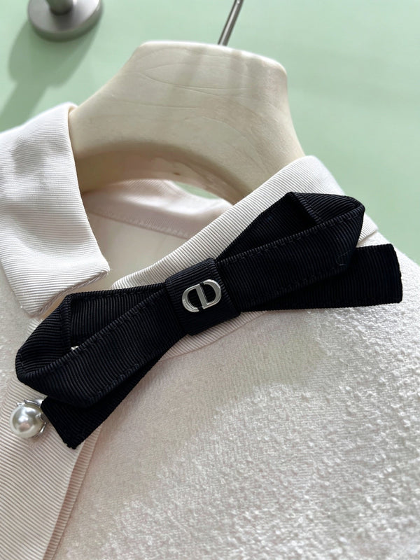 CD 26FW Cropped Stand-Collar Jacket Black Pearl Button Wool Blend 430542