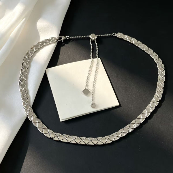 CC Coco Crush Supple Short Necklace Rhombus Design