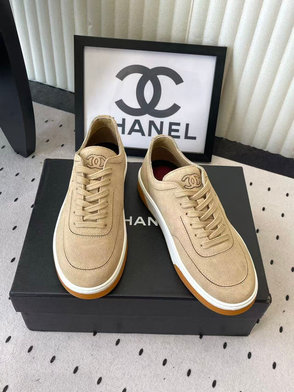 CC 26FW Sneakers Beige Suede