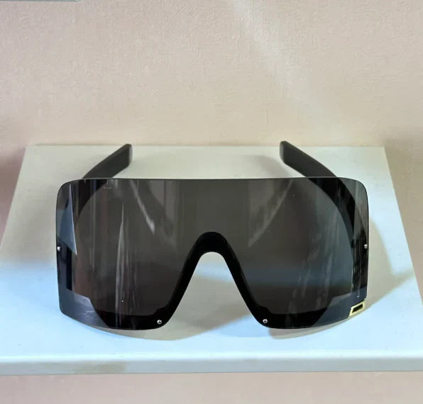 Gucci 2026 Shield Sunglasses GG1631S