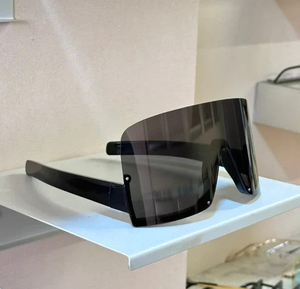 Gucci 2026 Shield Sunglasses GG1631S
