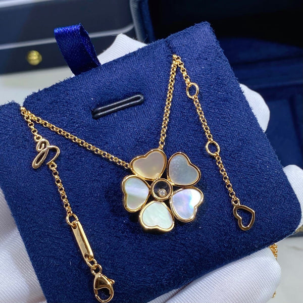 COLLANA CON FIORI A CUORE FELICE