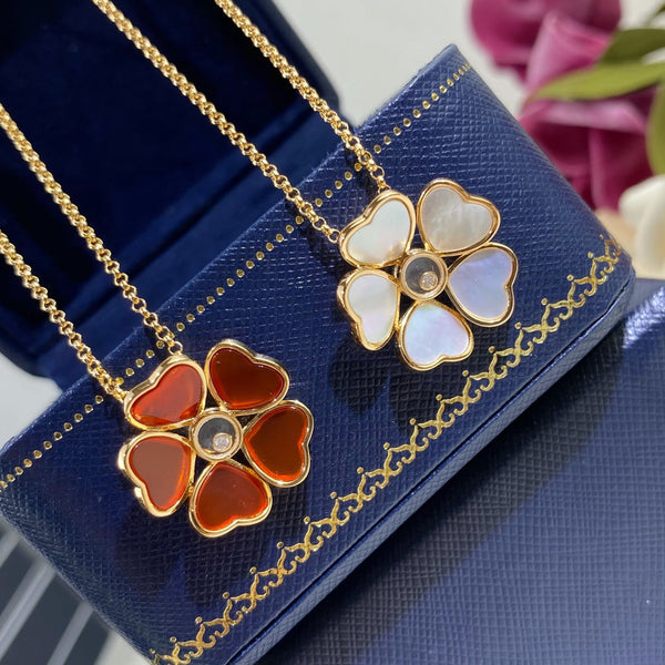 COLLANA CON FIORI A CUORE FELICE