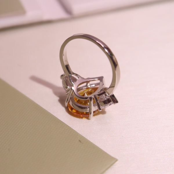 ANELLO PROMISE A FORMA DI PERA IN ARGENTO GIALLO CON DIAMANTI