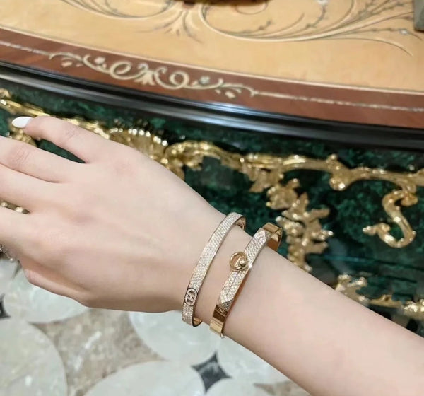 NUOVO BRACCIALE DI LUSSO HM CON NASO DI MAIALE E DIAMANTI