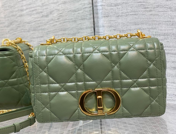 BORSA CARO MEDIA 25 VERDE MACROCANNAGE PELLE DI VITELLO