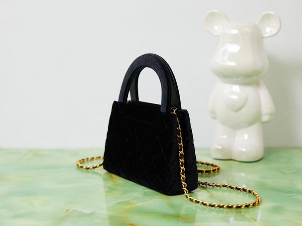 Borsa Kelly Mini trapuntata CC in velluto nero