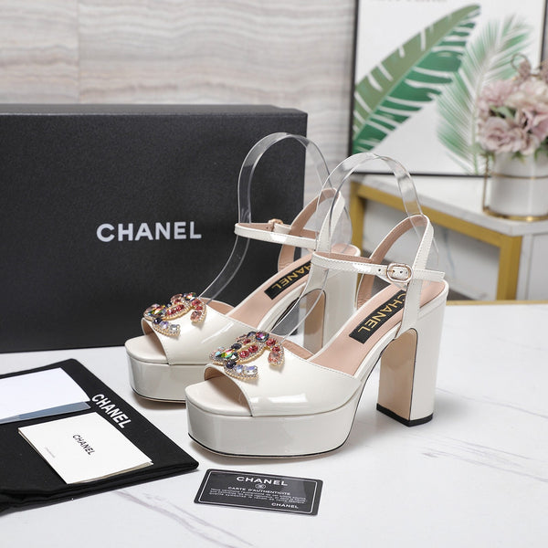 CC 26FW Platform Sandals Rhinestone Logo 11cm Black Patent Leather 170610