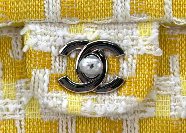 Sac classique à rabat en tweed jaune et blanc CC Printemps-Été 2026