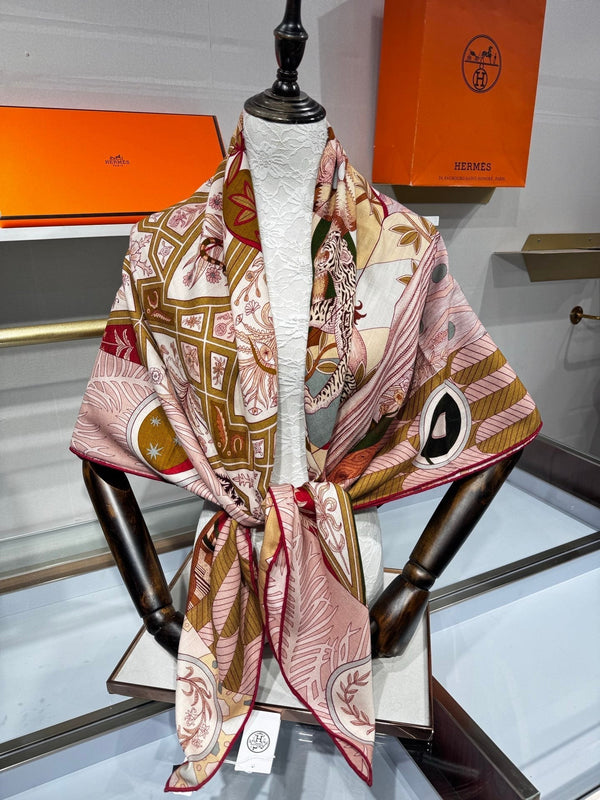 HM 2026 La Danse des Amazones Scarf 140cm Pink Cashmere Silk 218831