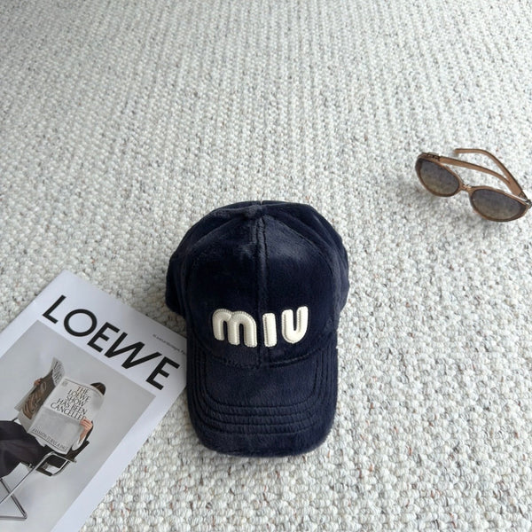 Miu Fleece Baseball Cap 515563