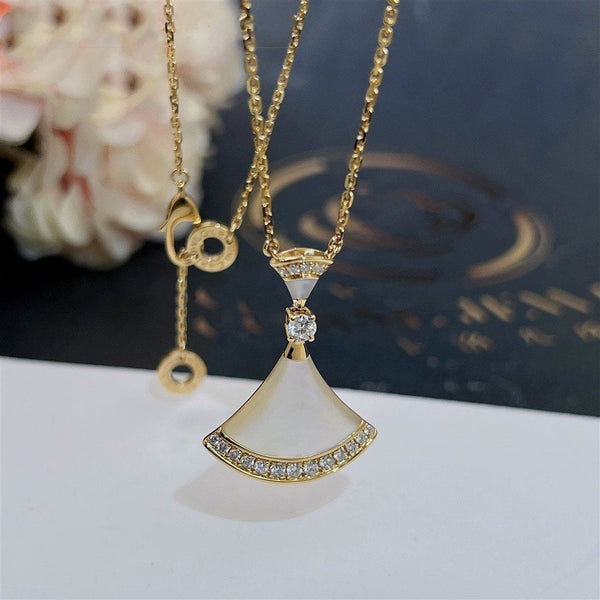 COLLANA DA SOGNO MOP ORO DIAMANTE