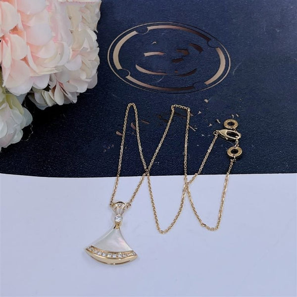 COLLANA DA SOGNO MOP ORO DIAMANTE