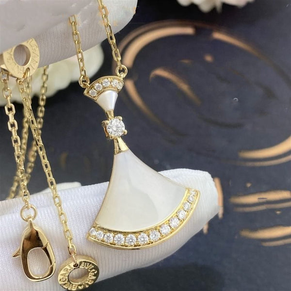 COLLANA DA SOGNO MOP ORO DIAMANTE