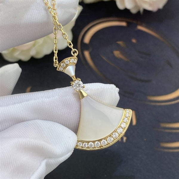 COLLANA DA SOGNO MOP ORO DIAMANTE