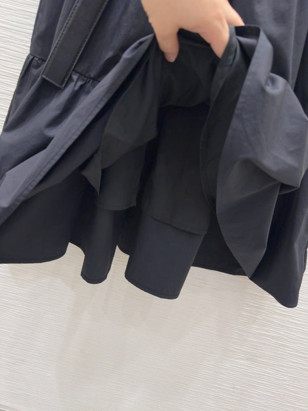 LV 25 Simple Elegant Vest Dress Black White Cotton