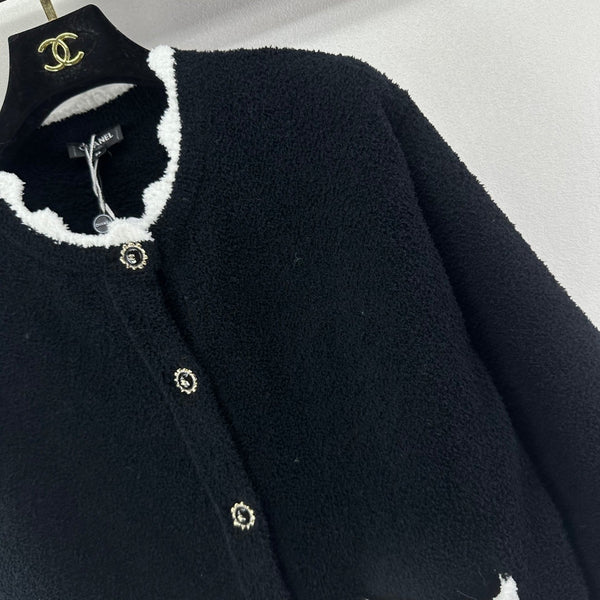 Chanel 2025 Gilet Col Rond Dentelle Noir Blanc Laine 325690