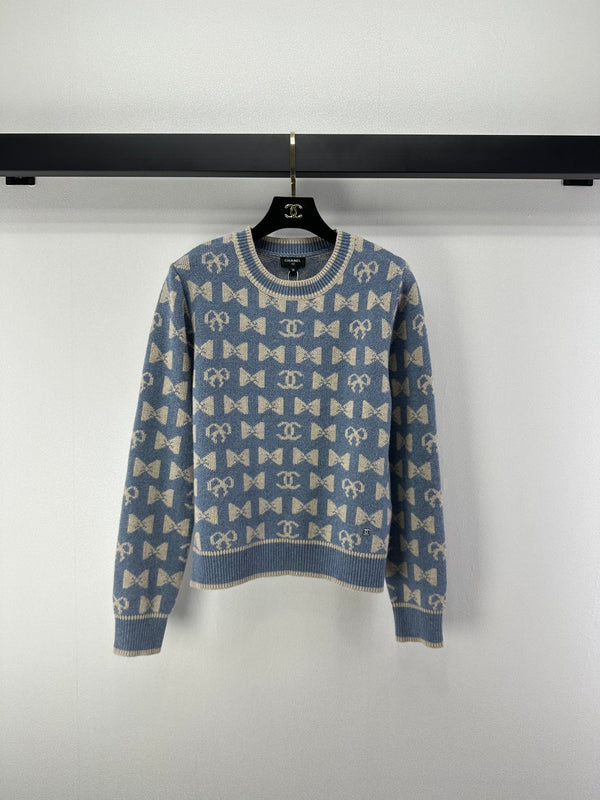 Chanel 2025 Pull en maille nœud double C Cachemire 329230