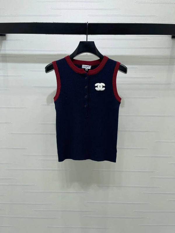 CC 2026 Color-blocked Crew Neck Knit Vest Wool 390665