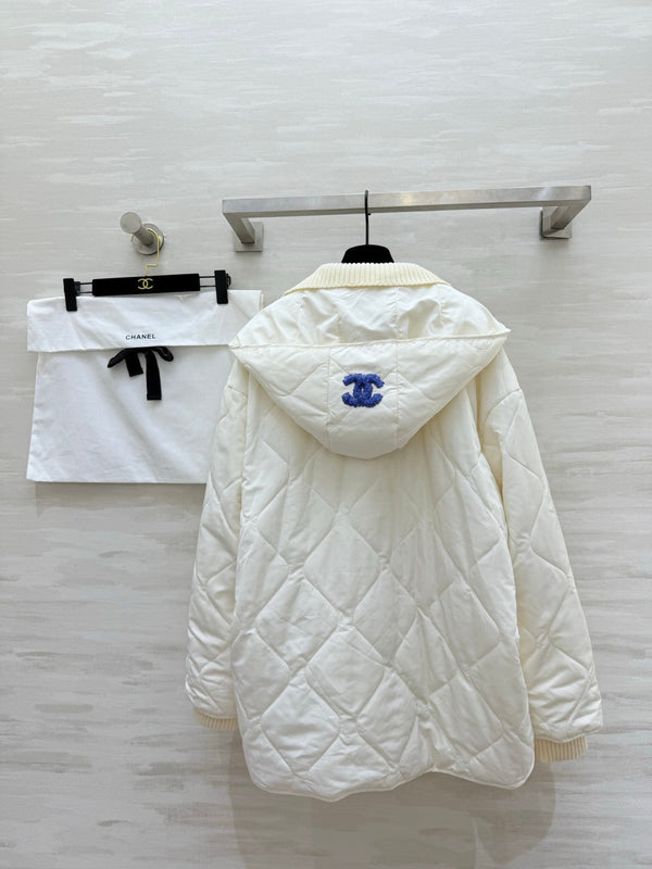 CC 26S Diamond Quilted Puffer Jacket Logo 435252