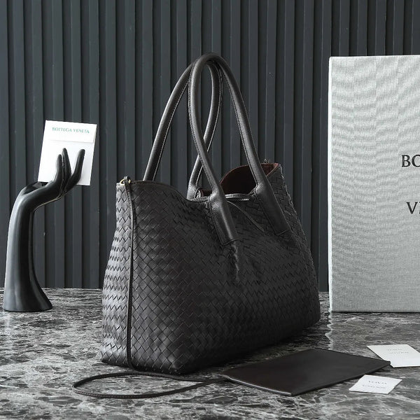 Borsa BV Pinacoteca 43 cm in pelle di vitello intrecciata marrone scuro e pelle scamosciata