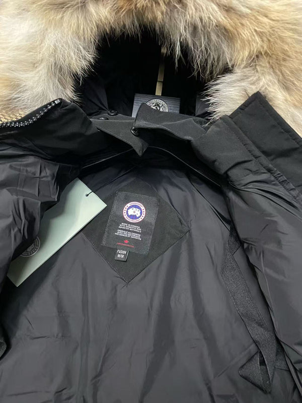 C. Goose Parka Chelsea en coton noir pour femme