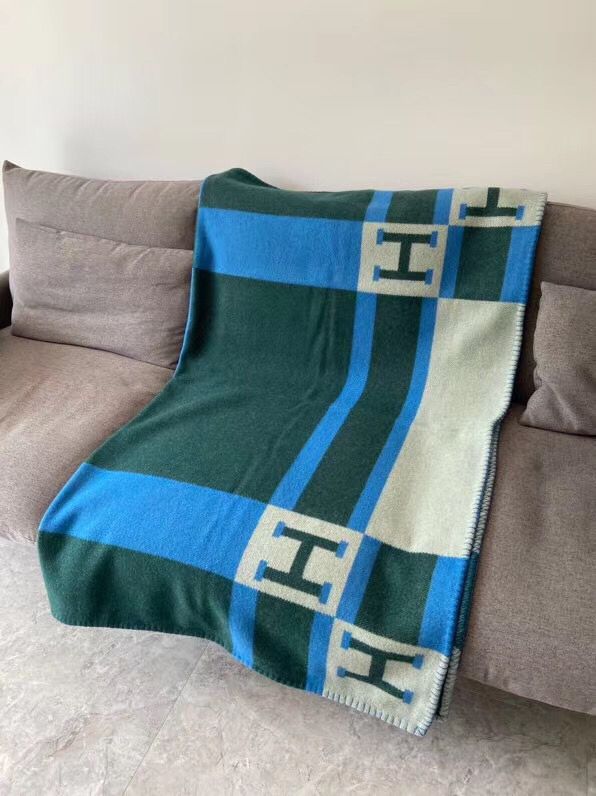 HM Avalon Throw Blanket Emeraude Wool Cashmere