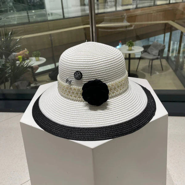 Chapeau en paille tressée Chanel Camélia 213420