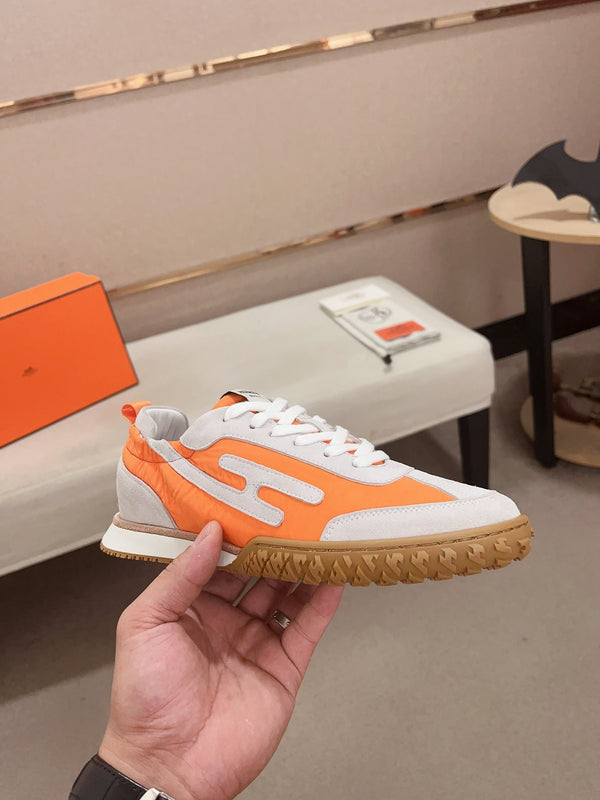 Sneaker Jet da uomo HM in pelle scamosciata di vacchetta 525136