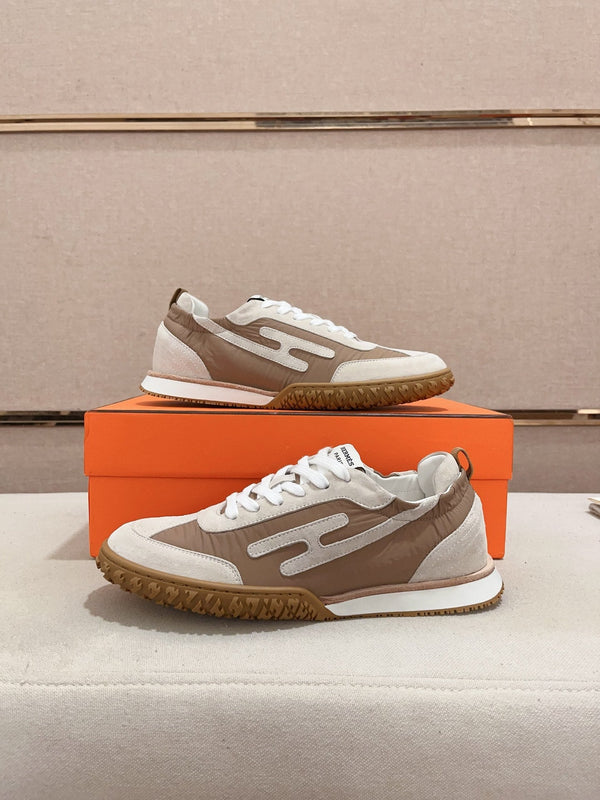 Sneaker Jet da uomo HM in pelle scamosciata di vacchetta 525136
