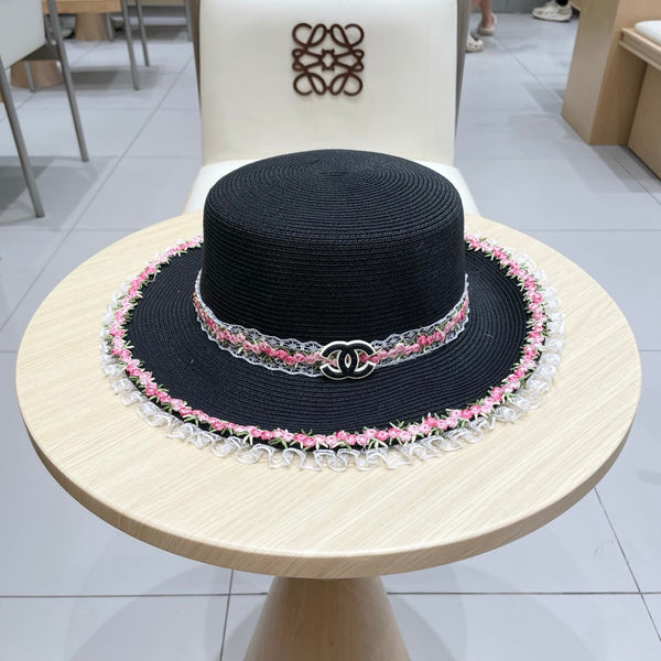 Chapeau de paille à calotte plate Chanel