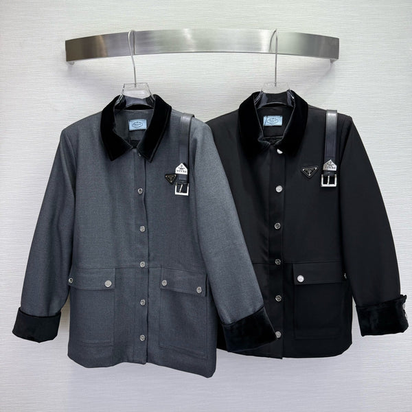 Veste Prada 2025 avec ceinture en coton et laine noirs et gris